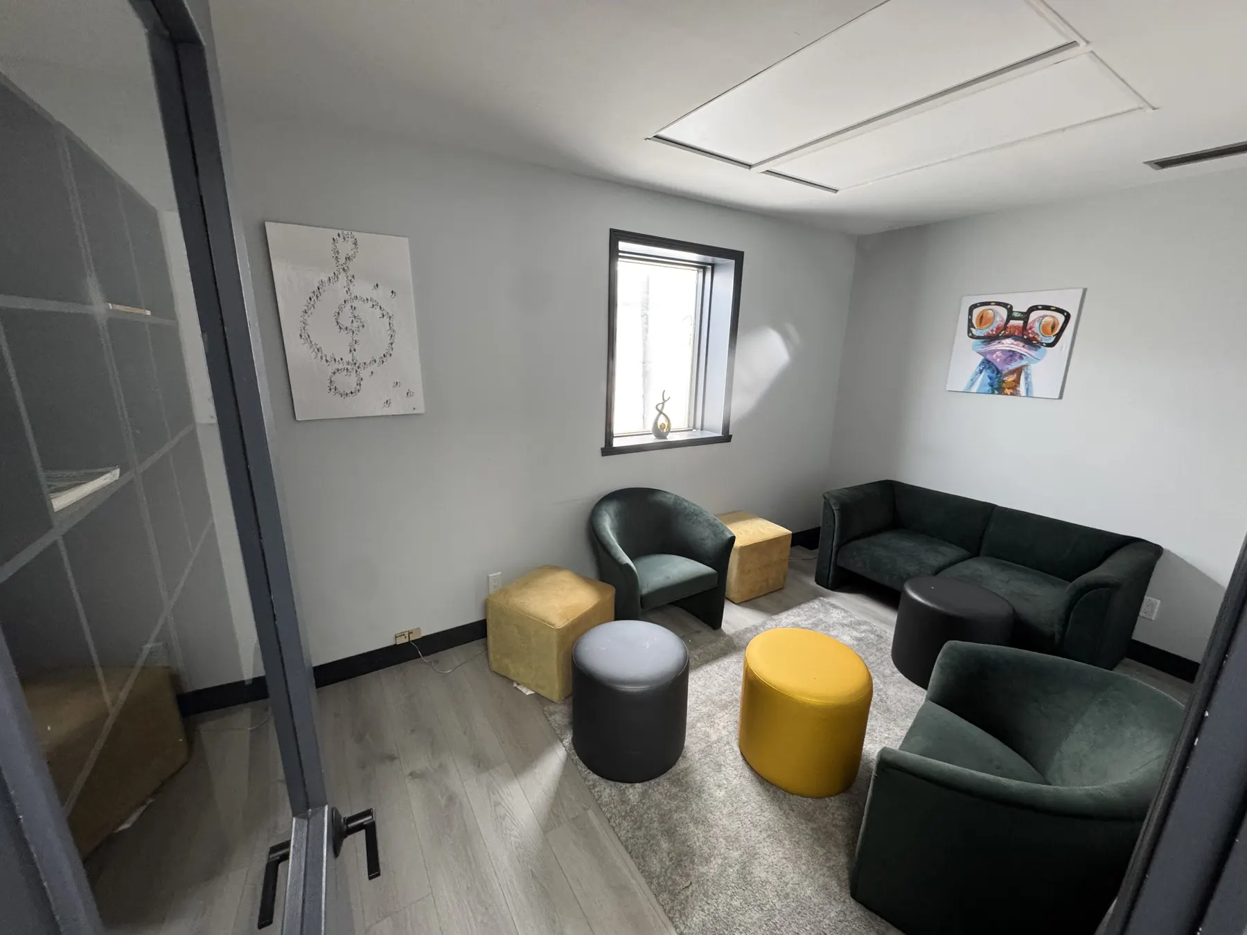 A C.A.U.S.E. support office used for participant accompaniment and care